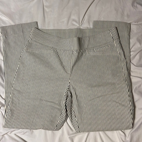 Anne Klein Women’s Stripped Mid-Rise Pants - Picture 1 of 5